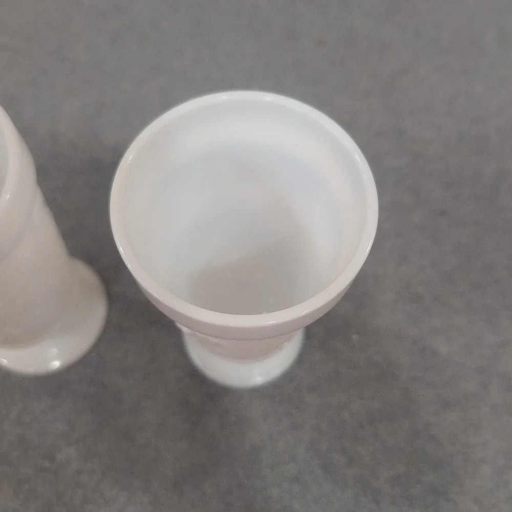 Vintage Milk Glass Harvest Grape Footed Juice Tumblers White Set of 2 - Picture 5 of 6